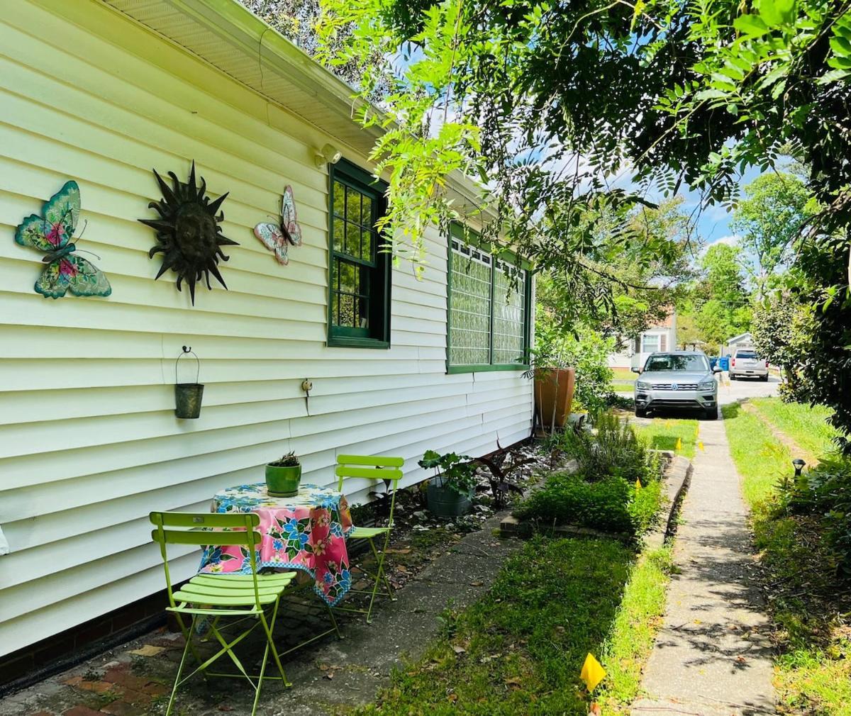 The Casita Serenely Welcomes Guests All Year Round ウィルミントン エクステリア 写真